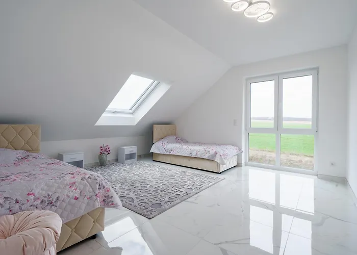 Einzigartiges Einfamilienhaus Ruhe Und Komfort 度假居 *